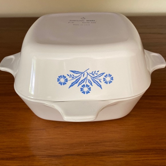 VTG Pair of CorningWare Petite Pans in Cornflower Blue - Picture 3 of 9